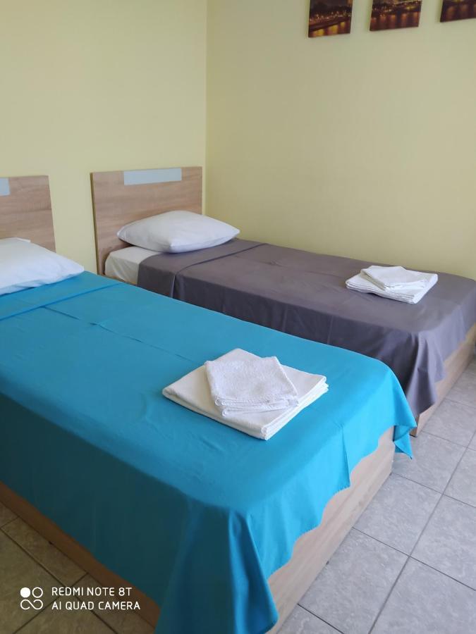 Sea And Sky Apartment Néa Péramos Extérieur photo